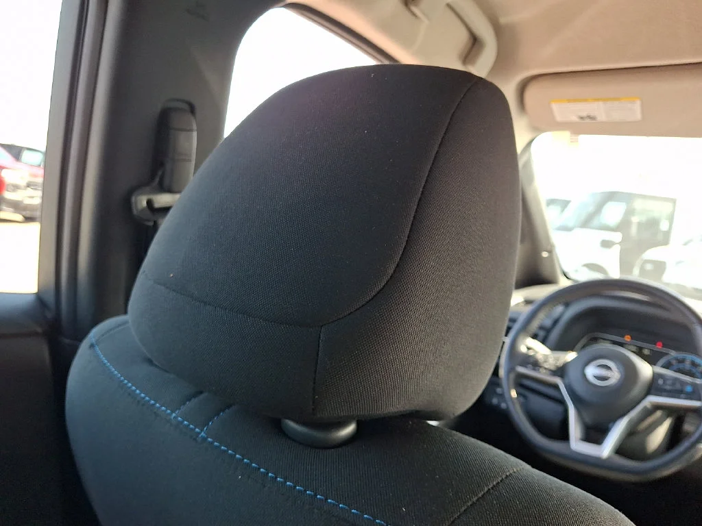 Used 2023 Blue Nissan SV Plus image 13