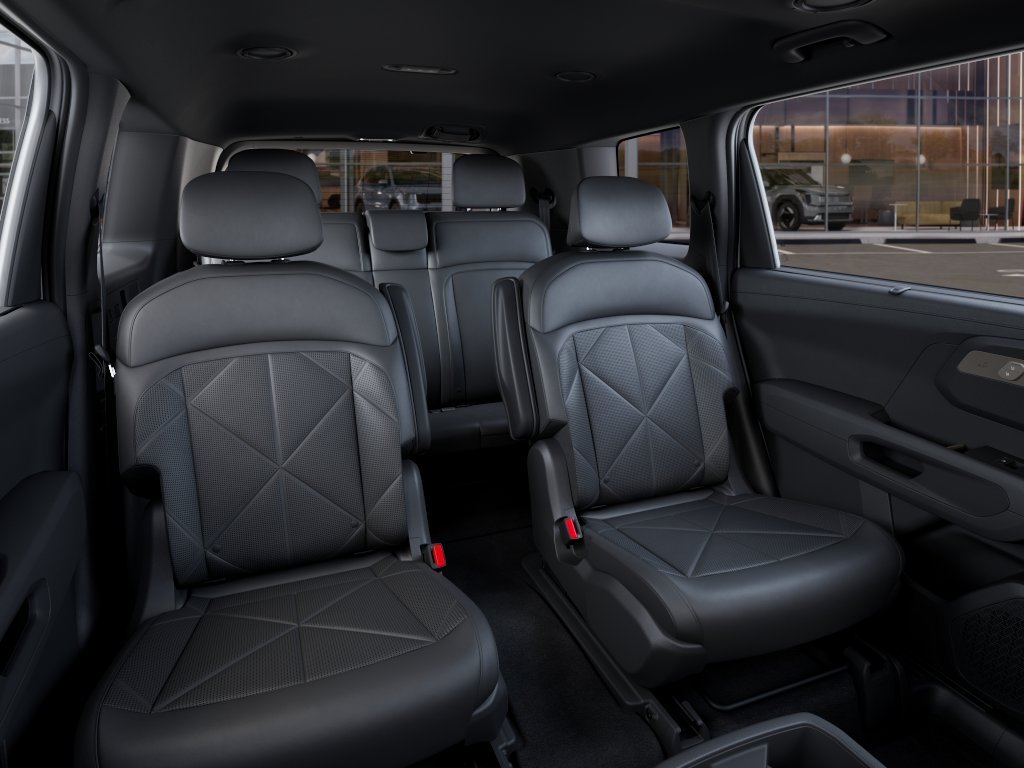 New 2027 Glacial White Pearl Kia EX image 16