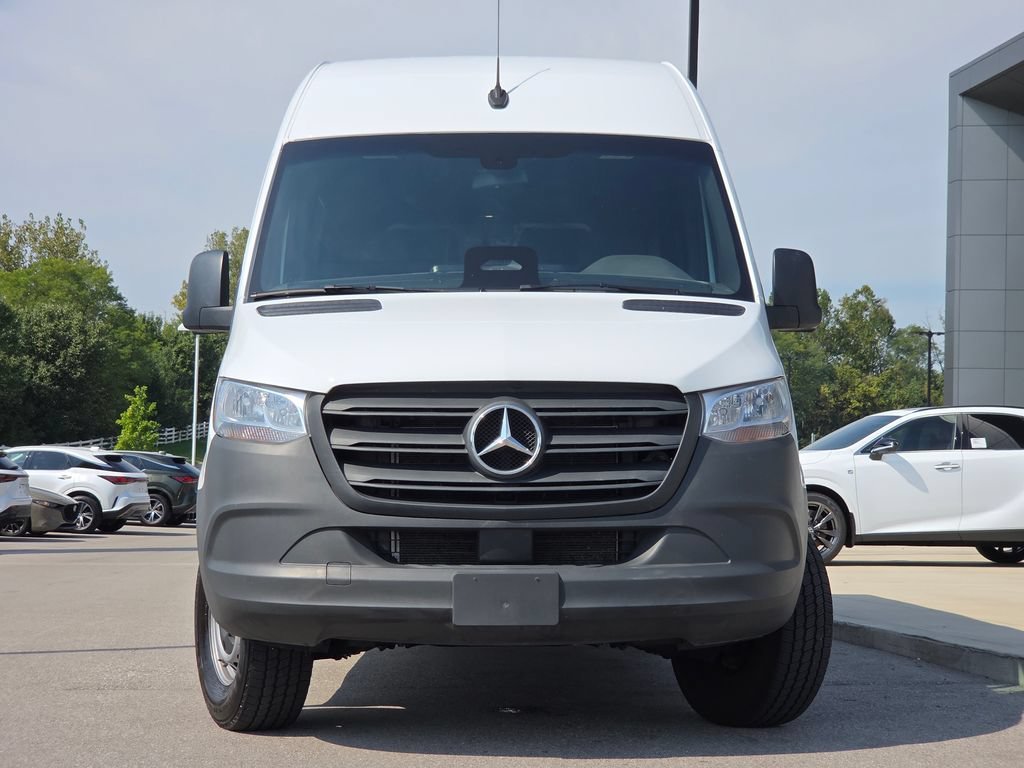 Used 2026 Grey White Mercedes-Benz Passenger 170 WB image 3