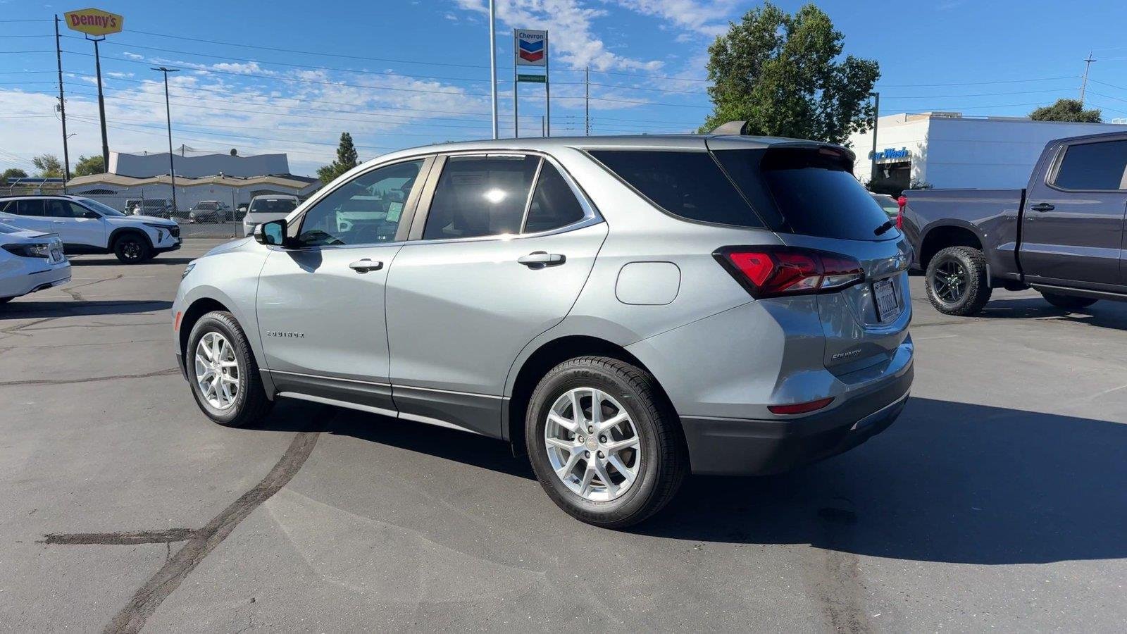 2023 Chevrolet Equinox LT - Photo 6