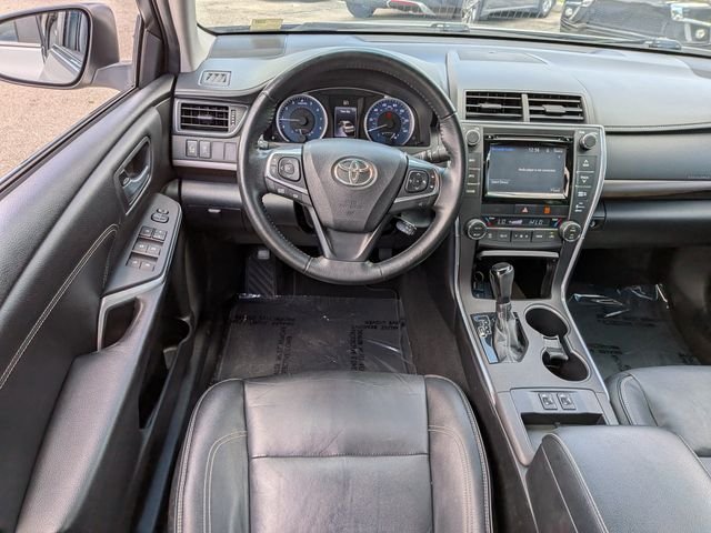 Used 2015 Silver Toyota XLE image 15