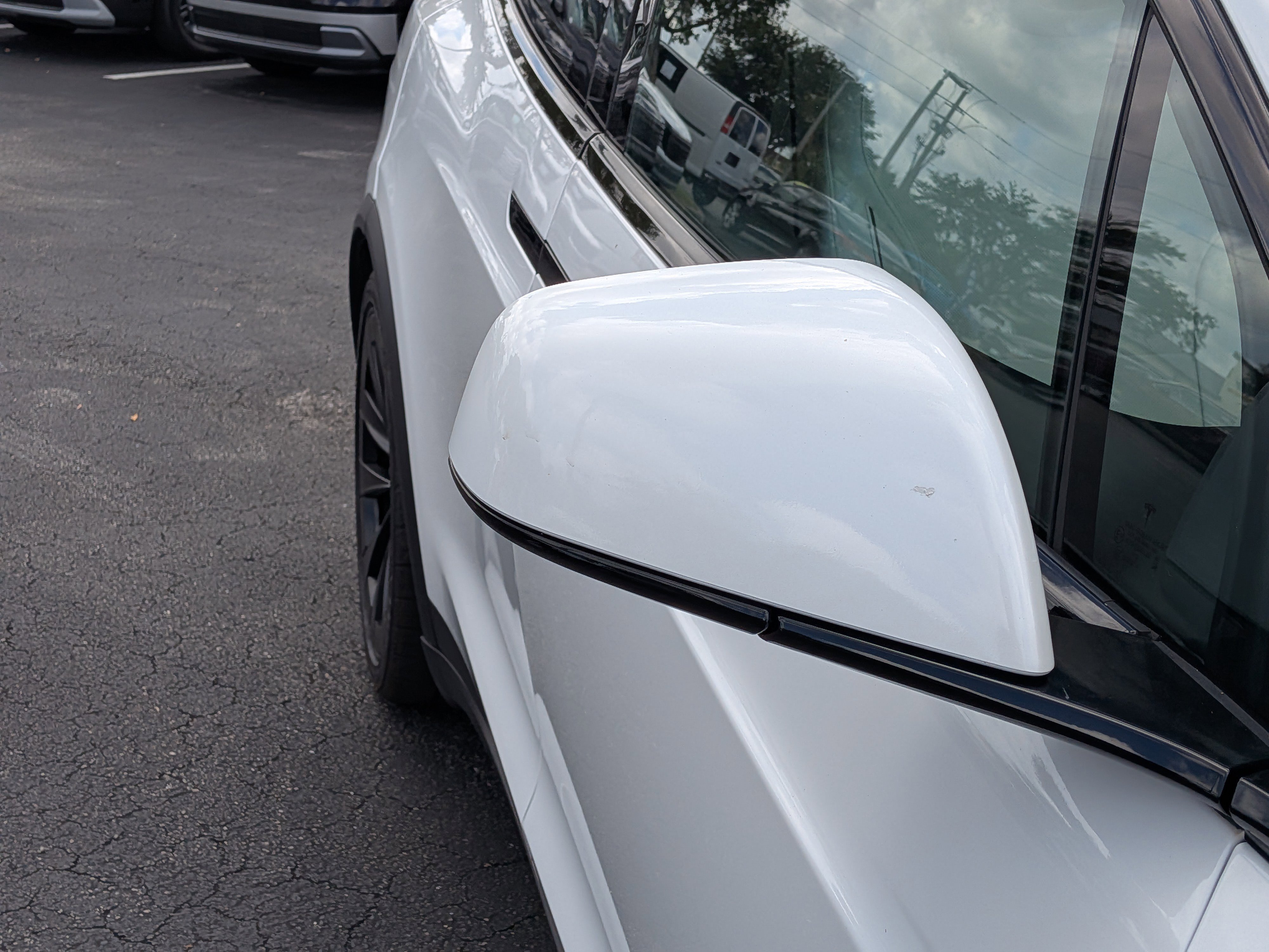 2022 Tesla Model X Plaid - Photo 12