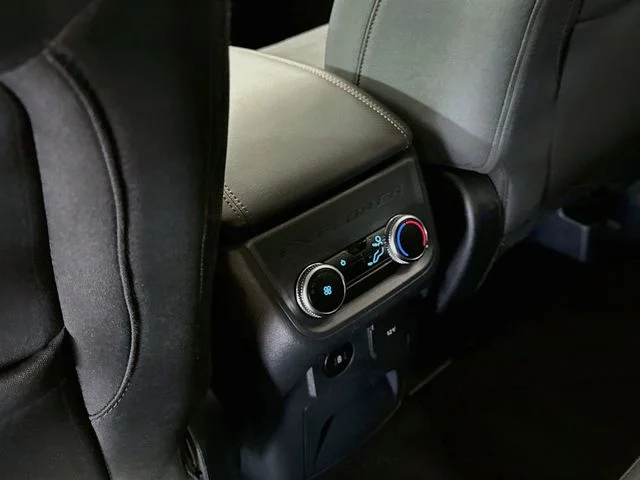Used 2025 Vapor Blue Ford Active image 25