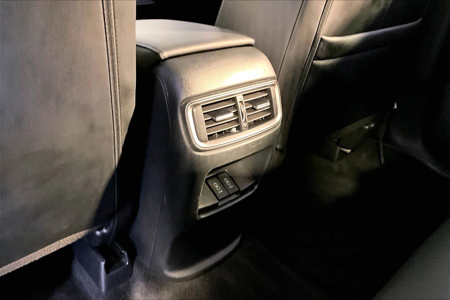 Used 2022 Platinum White Pearl Honda Touring image 35