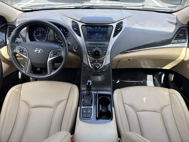 Used 2013 Brown Hyundai Base image 19