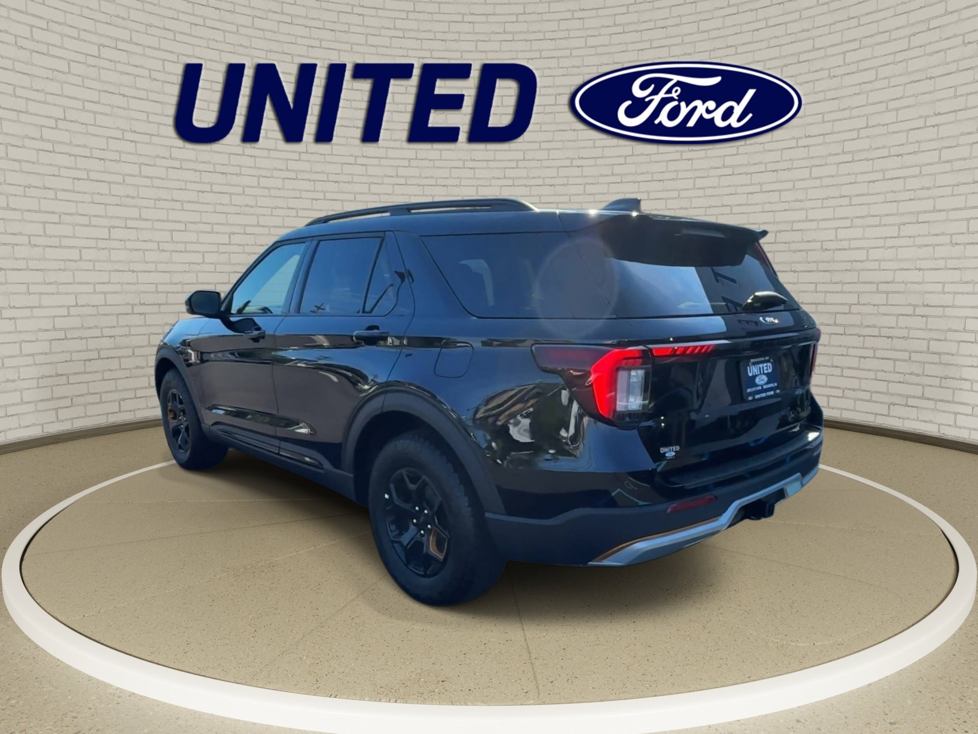New 2026 Agate Black Metallic Ford Tremor® image 6