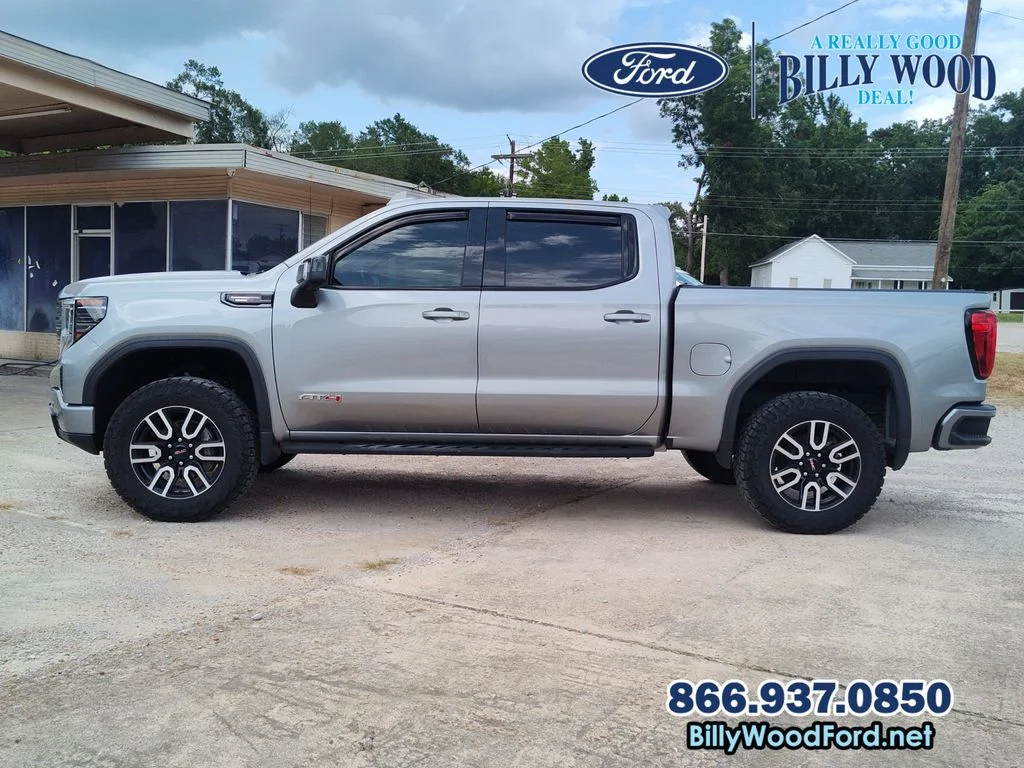 Used 2023 Sterling GMC AT4 image 3