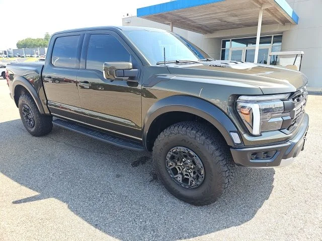 Used 2025 Green Ford Raptor image 1