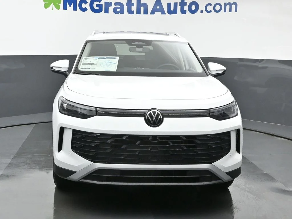 New 2026 White/off-white Volkswagen 2.0T SE image 5