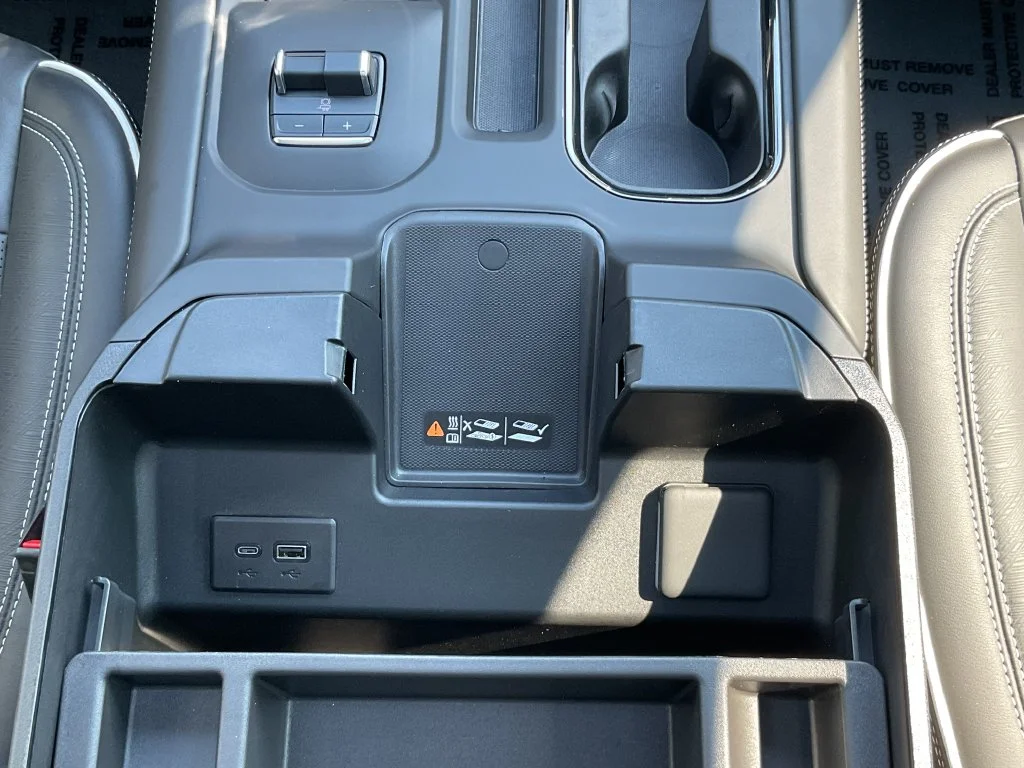 Used 2025 Black GMC AT4X image 29