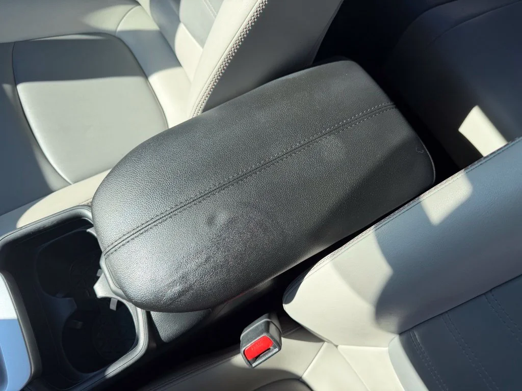 Used 2019 Midnight Black Metallic Toyota XLE Premium image 28