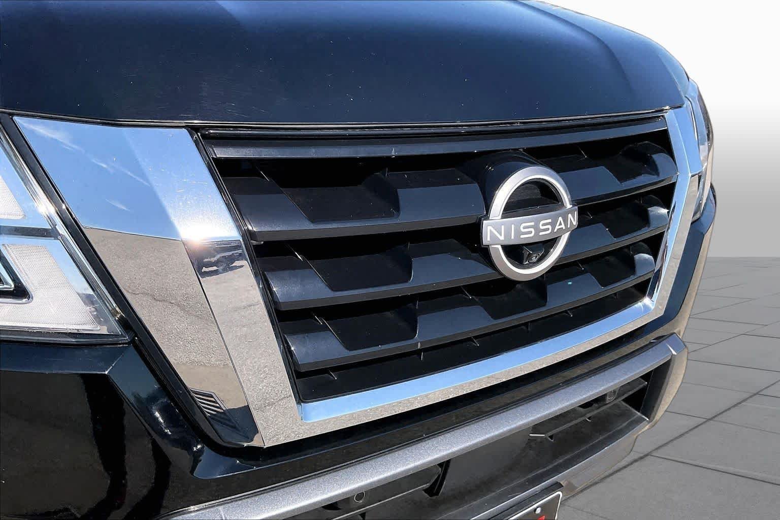 Used 2024 Super Black Nissan SL image 29
