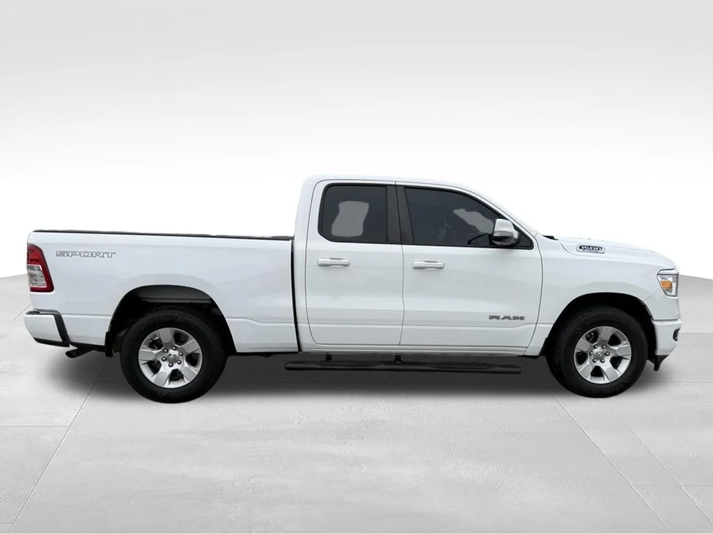 Used 2022 White Ram Big Horn/Lone Star image 27