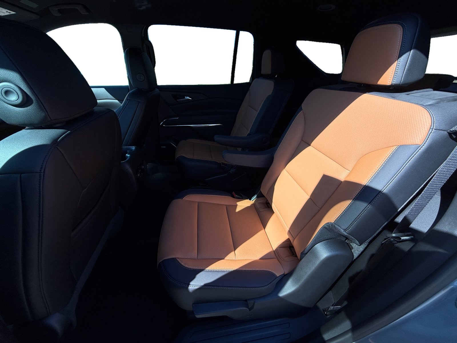 2027 Chevrolet Traverse Z71 - Photo 16