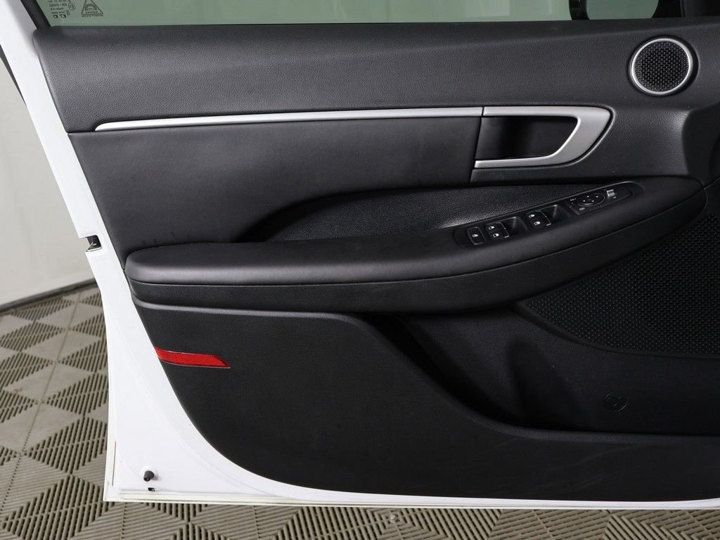 Certified Used 2024 White Hyundai SEL image 19