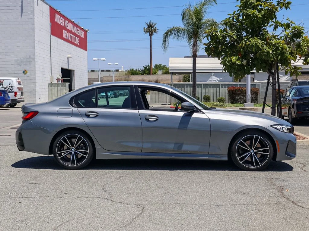 Used 2023 Gray BMW 330i image 2