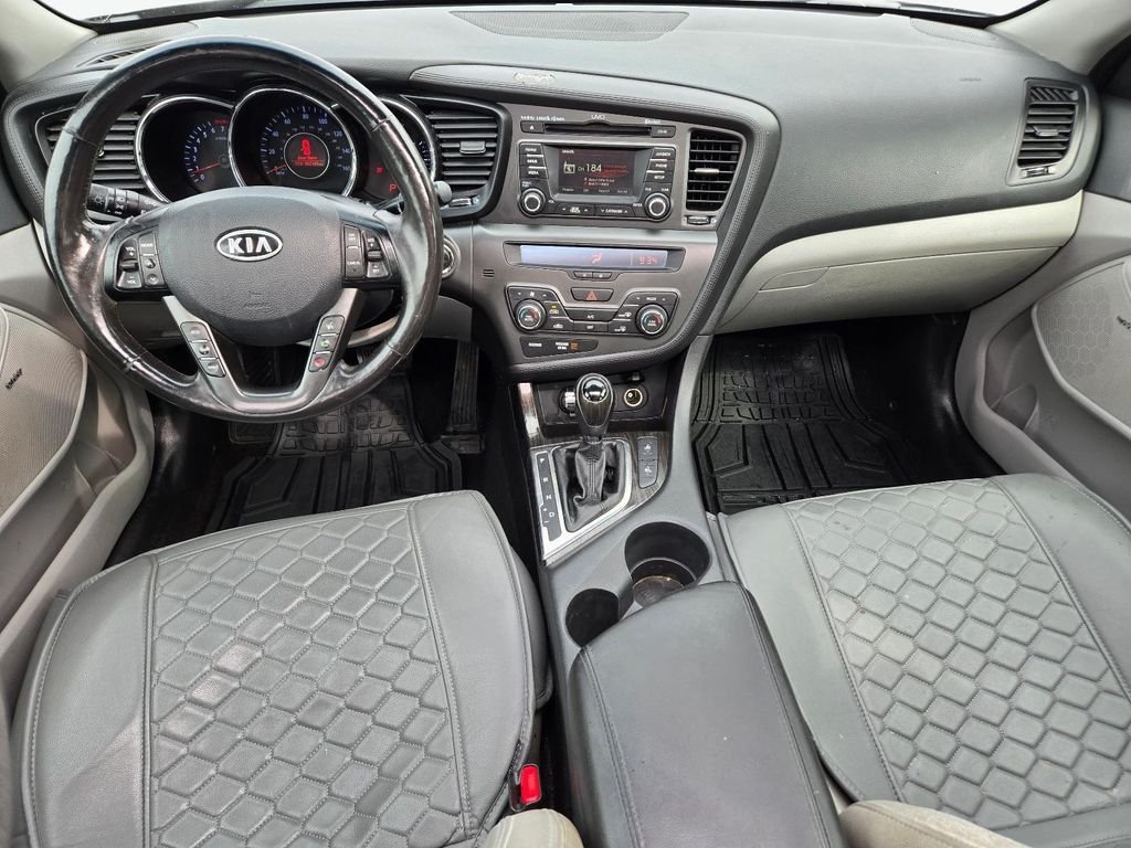 Used 2012 Silver Kia EX image 18