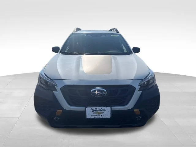 Used 2025 White Subaru Wilderness image 9