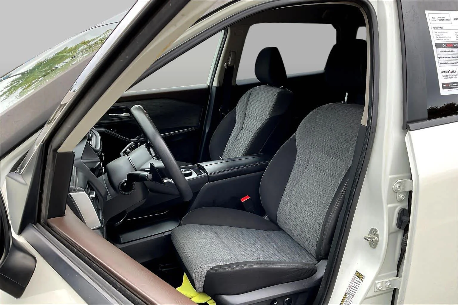 Used 2023 Pearl White Tricoat Nissan SV image 8