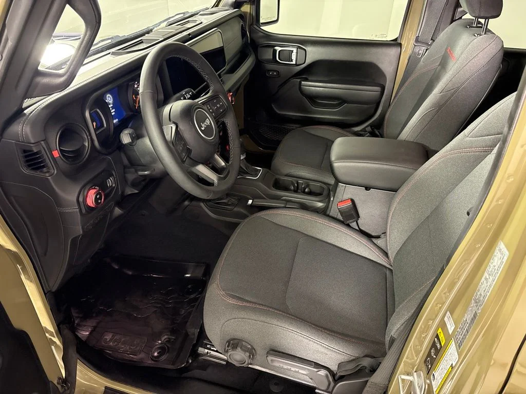 Used 2025 Green Jeep Rubicon image 35
