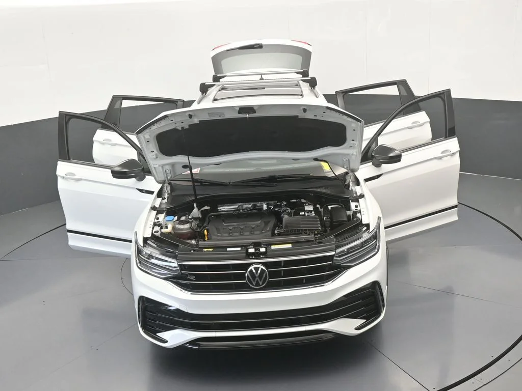 Used 2022 Oryx White Pearl Volkswagen 2.0T SE R-Line Black image 68