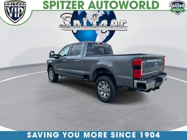 Used 2024 Gray Ford Lariat image 7