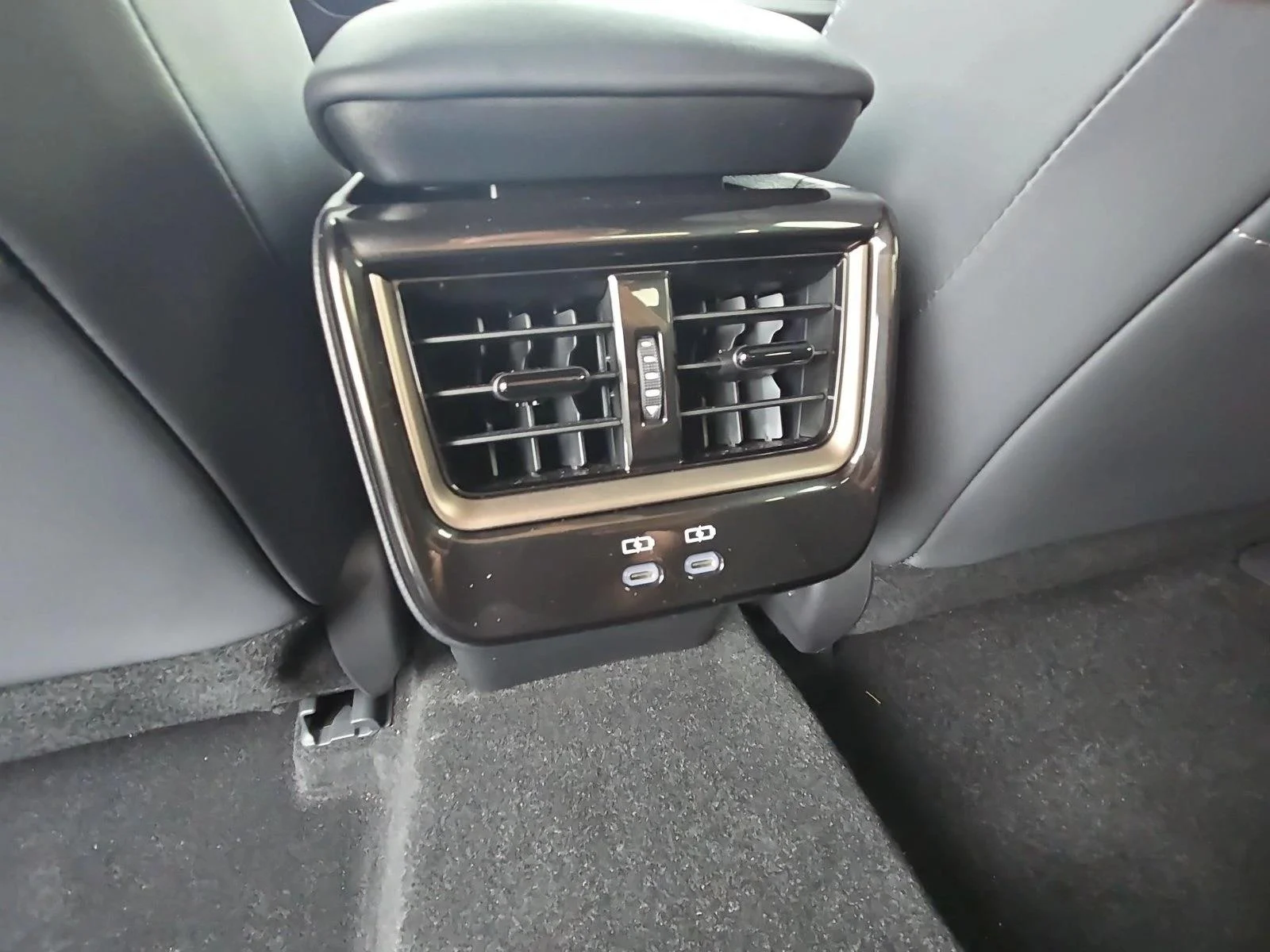 Used 2024 Heavy Metal Toyota Limited image 17
