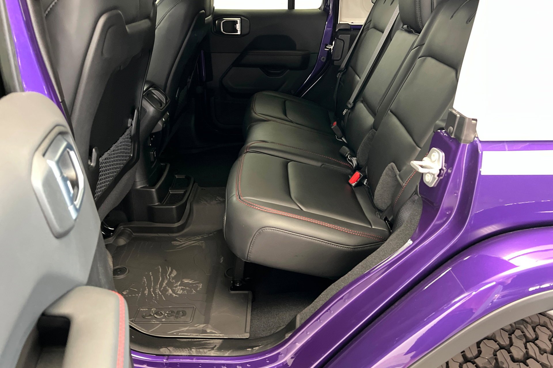 New 2026 Reign Exterior Paint Jeep Rubicon X image 22
