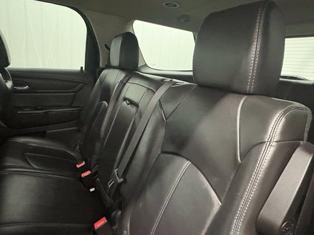 Used 2017 Red GMC Limited image 12