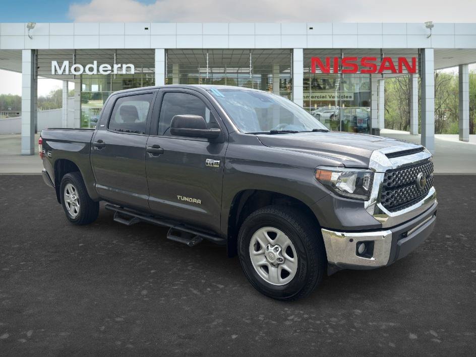 Used 2020 Magnetic Gray Metallic Toyota SR5 image 8