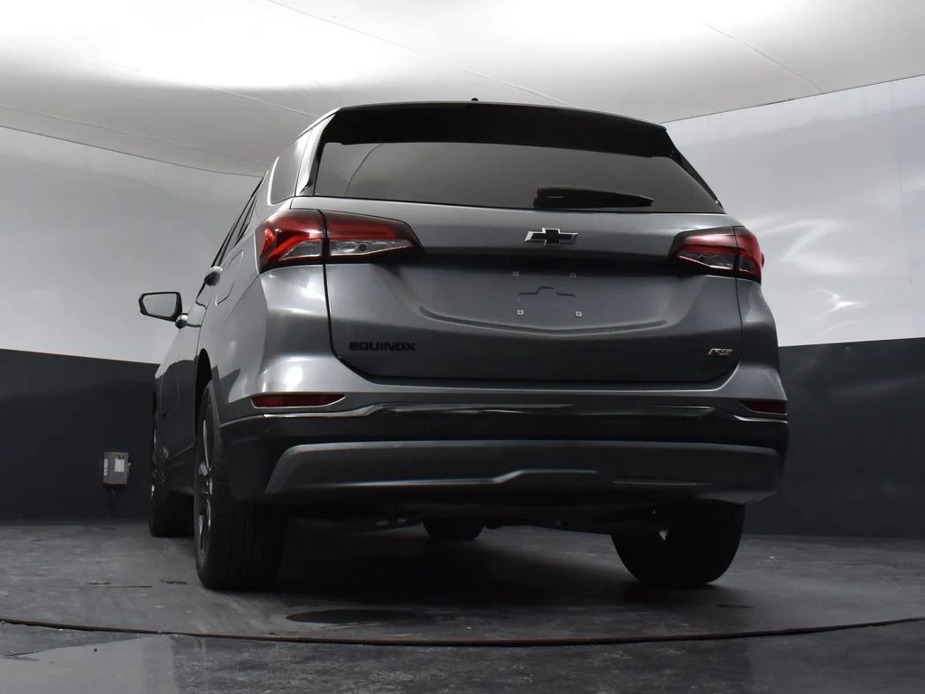 Used 2023 Gray Chevrolet RS image 10