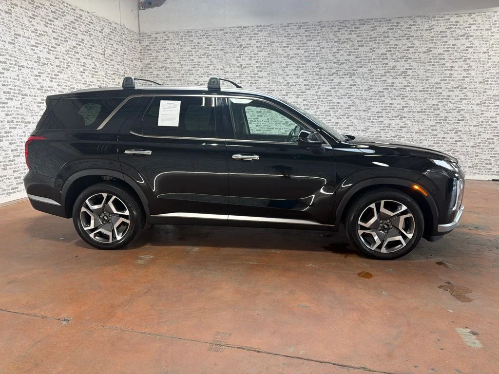 Used 2024 Abyss Black Pearl Hyundai SEL image 8