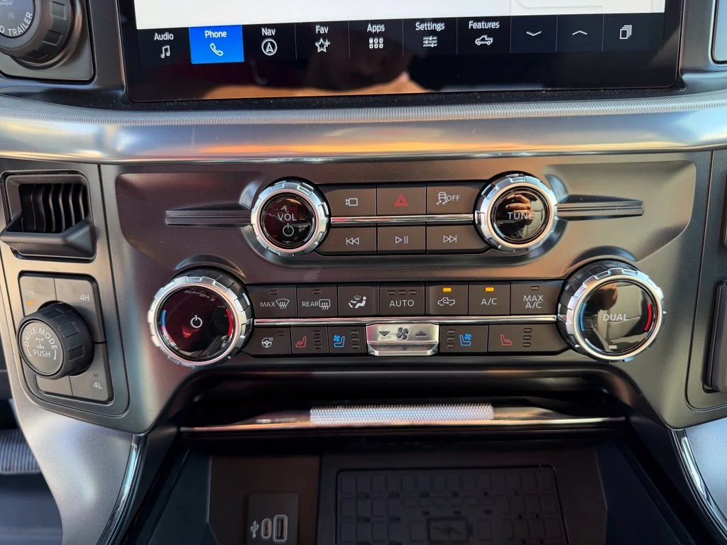 New 2026 White Ford Lariat image 30