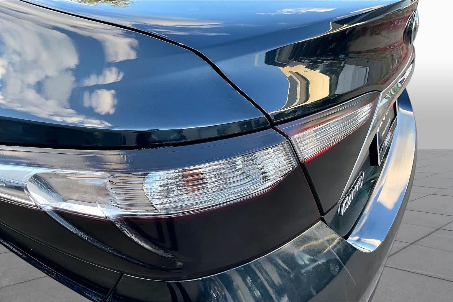 Used 2016 Cosmic Gray Mica Toyota LE image 27