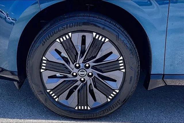 Certified Used 2026 Blue Nissan Platinum image 33