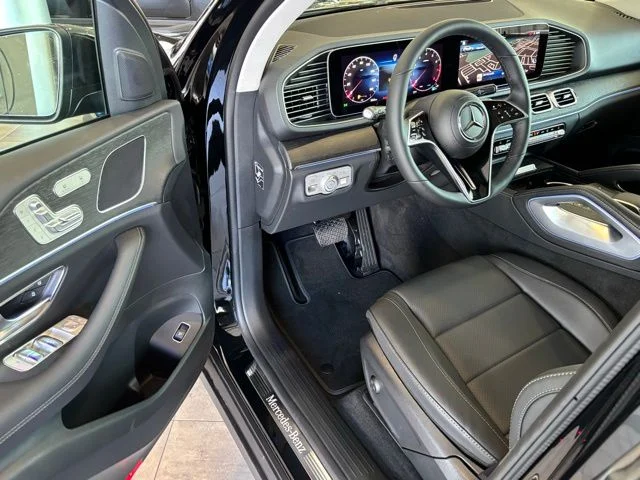 Used 2026 Black Mercedes-Benz GLE 350 image 17
