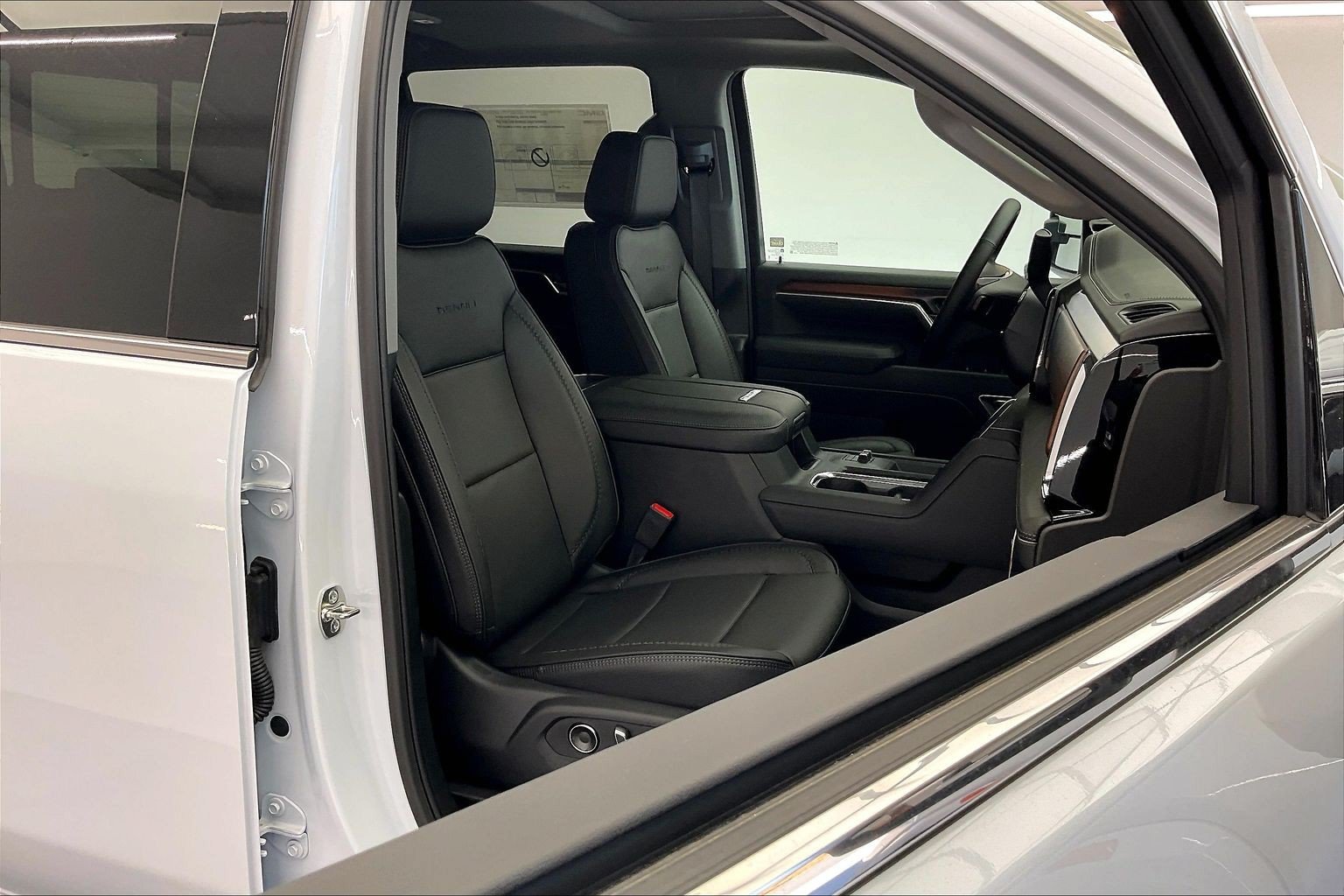 New 2026 Glacier White Tricoat GMC Denali image 9