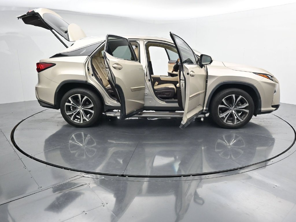 Used 2016 Beige Lexus 350 image 27