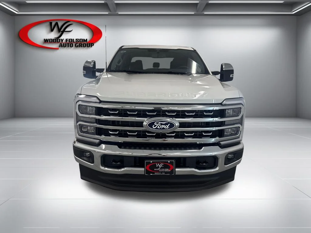 New 2027 White Ford Lariat image 2