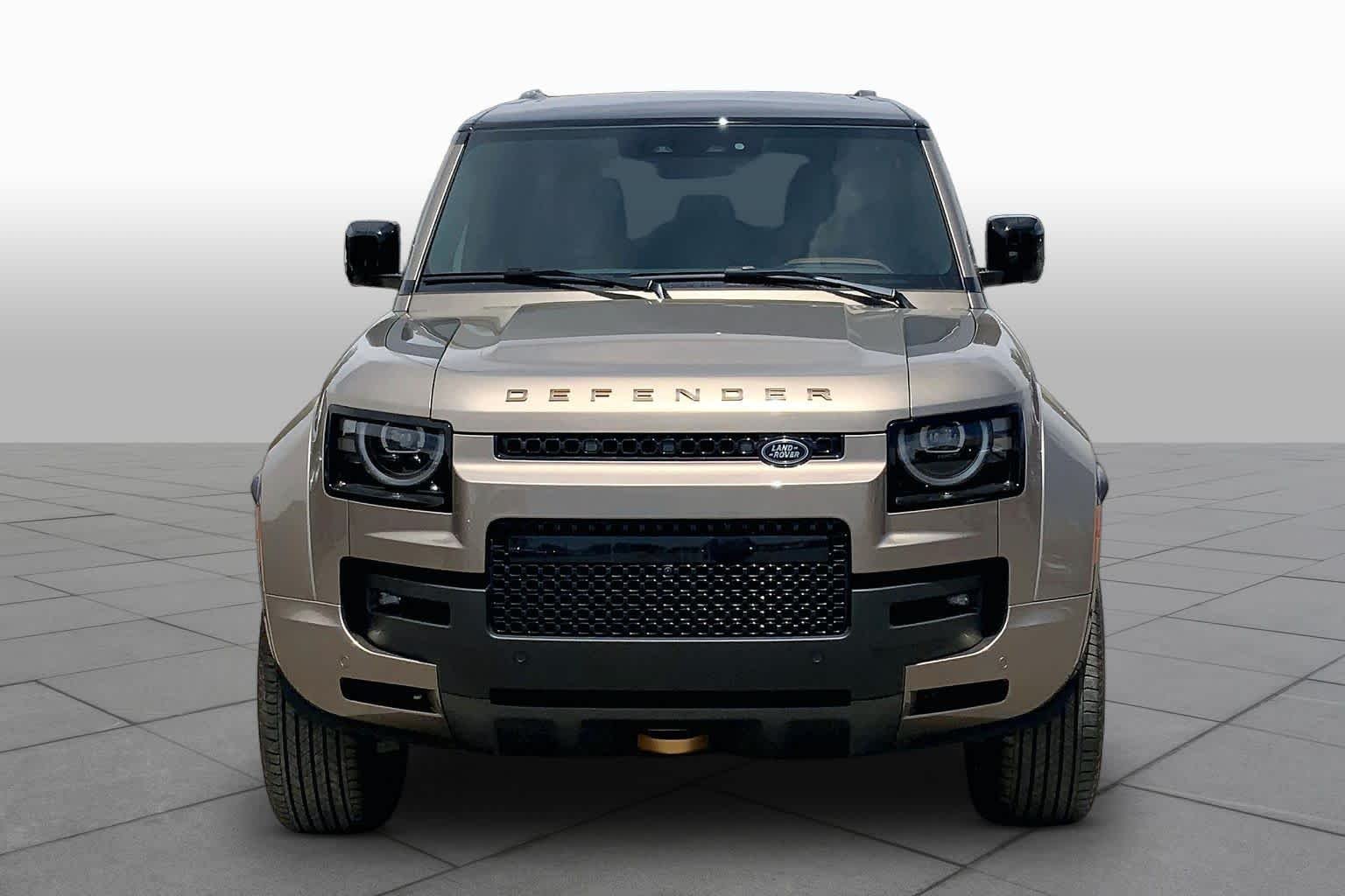 New 2026 Petra Copper Land Rover OCTA image 3