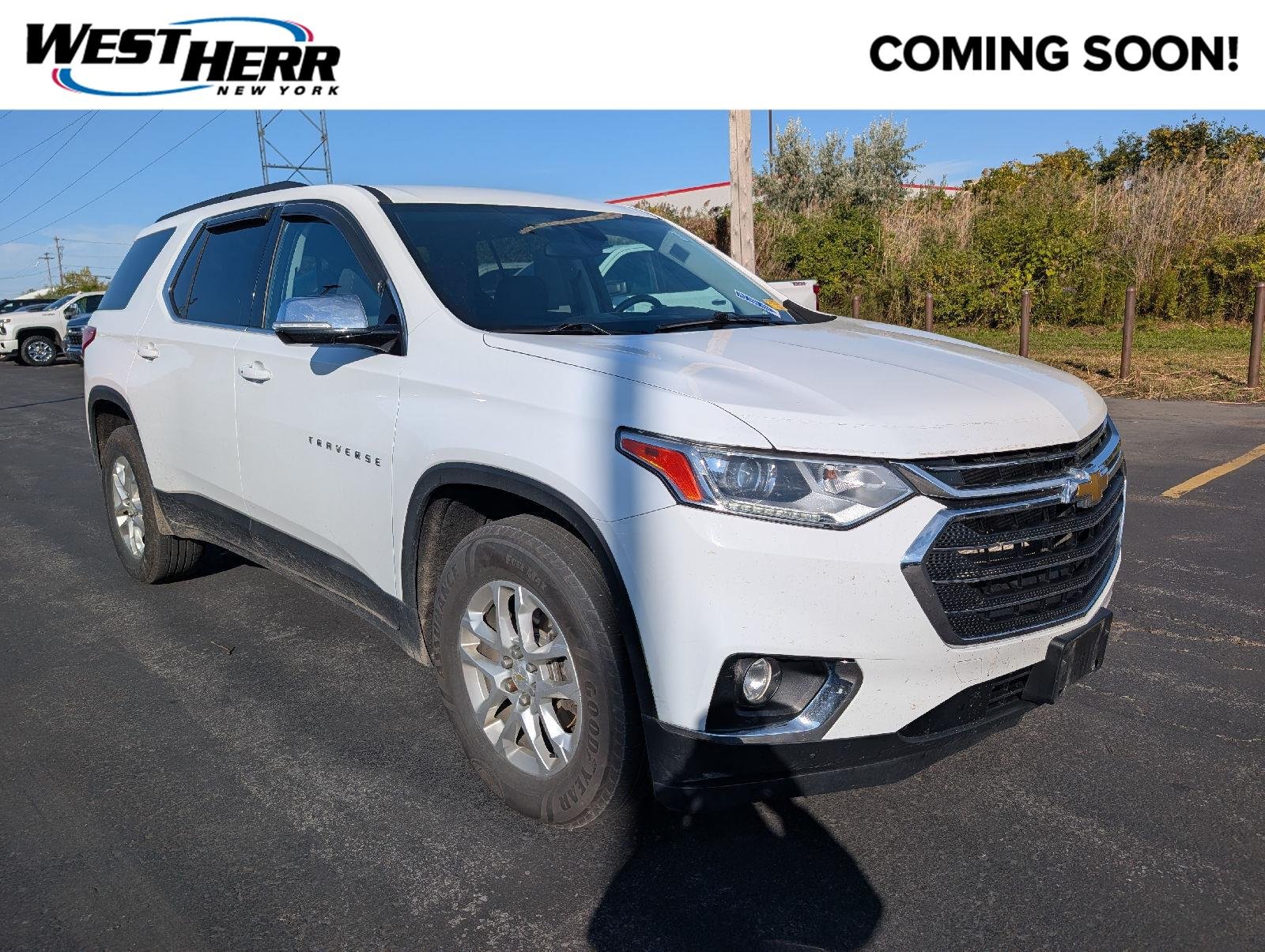 Used 2020 Summit White Chevrolet LT Cloth image 1