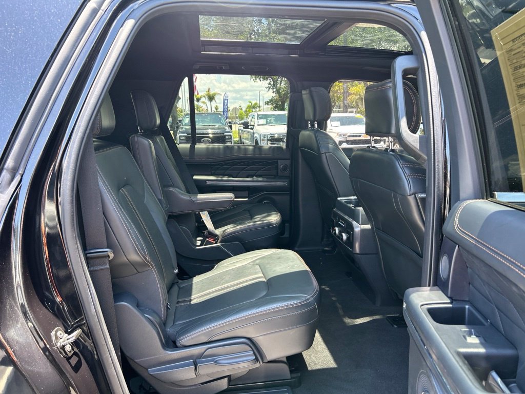 Used 2023 Black Ford Platinum image 42