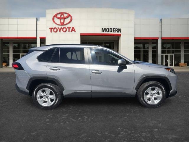 Certified Used 2021 Silver Sky Metallic Toyota  image 4