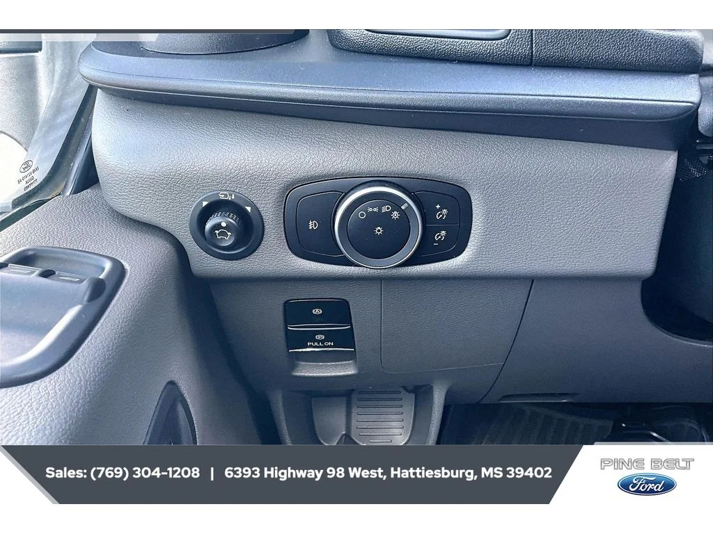 2023 Ford Transit Passenger Van XLT - Photo 23