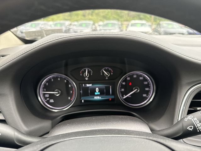 Used 2019 White Frost Buick Essence image 12