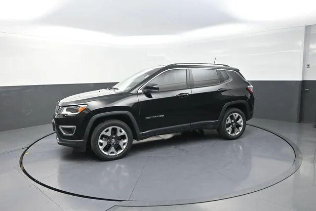 Used 2018 Black Jeep Limited image 39