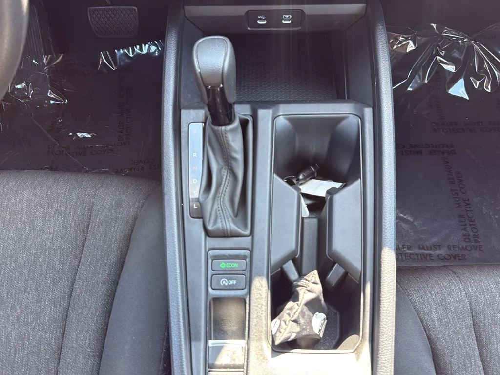 Used 2024  Honda LX image 32