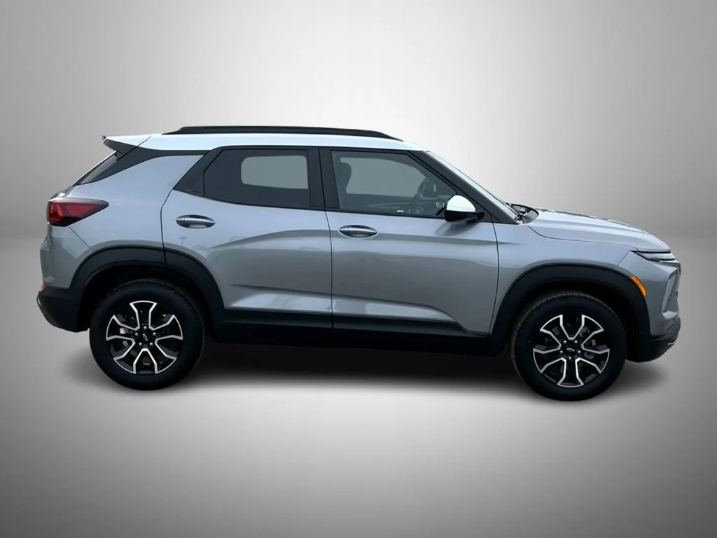 New 2026 Sterling Gray Metallic Chevrolet ACTIV image 4