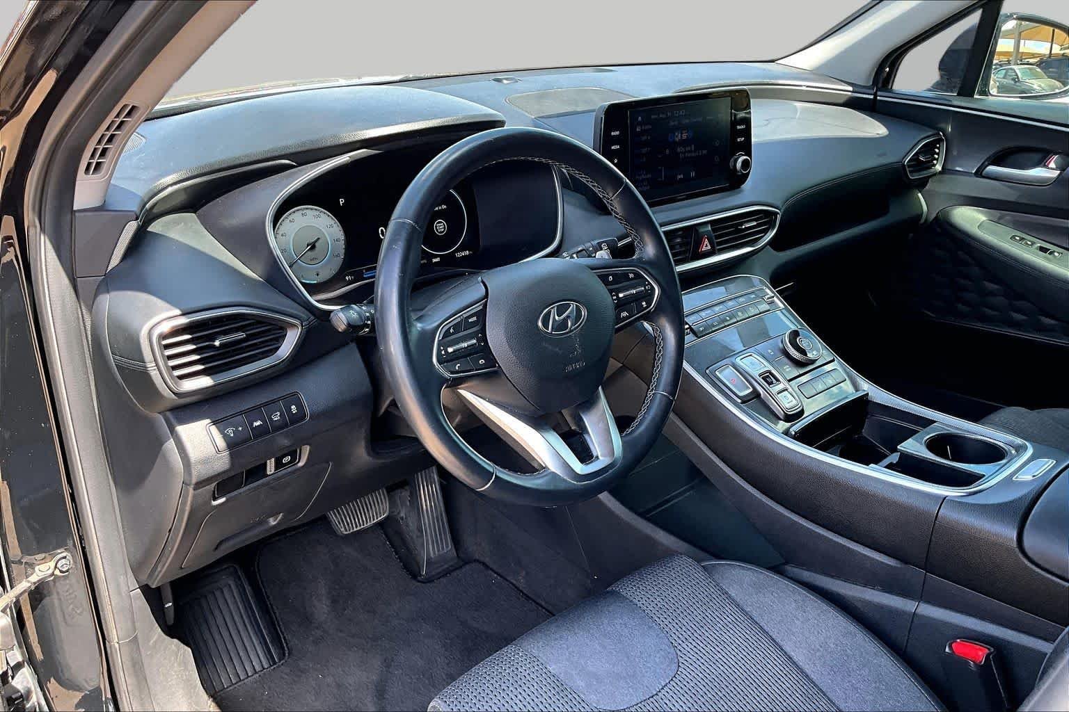 Used 2022 Twilight Black Hyundai SEL image 18