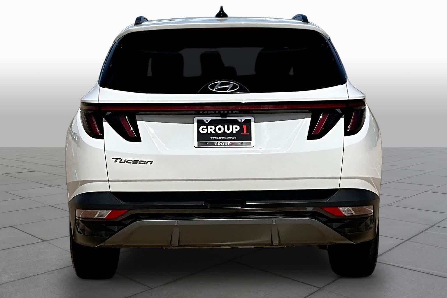 Used 2024 White Pearl Hyundai Limited image 5